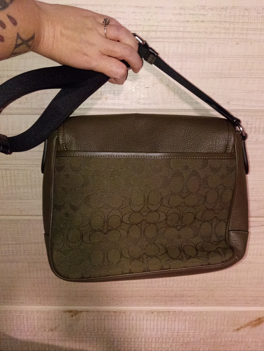 Coach Olive Green Unisex Signature Crossbody Bag - Picture 2 of 8
